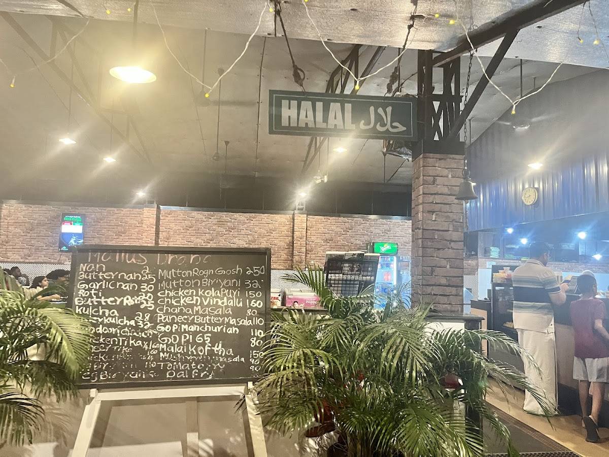 Mallu's Dhaba, മല്ലൂസ് ധാബാ menu