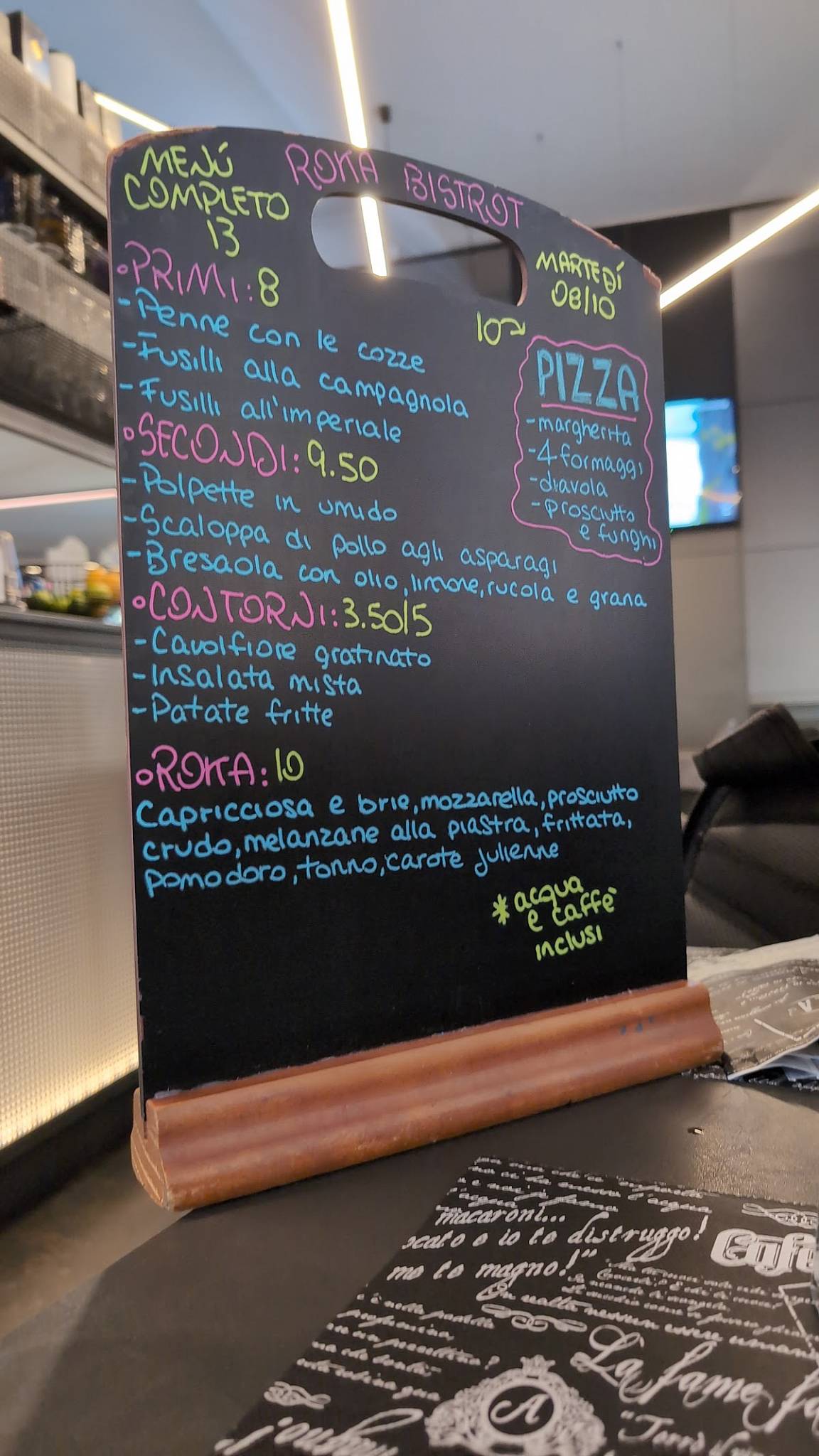 Menu di Roka Lounge Bar & Bistrot 