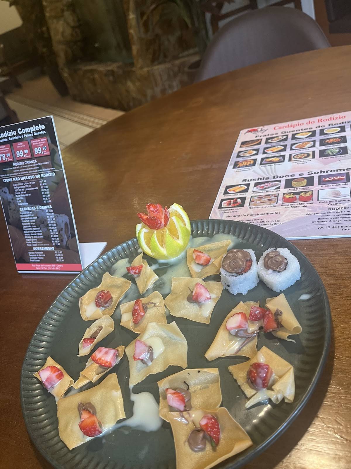 Azuky Sushi Bar cardápio