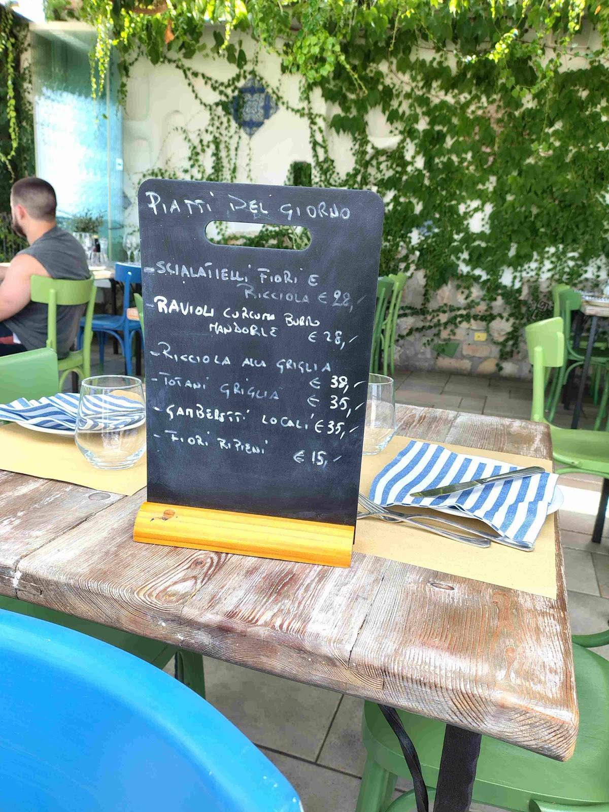 Menu di Columbus Capri Bar Ristorante 