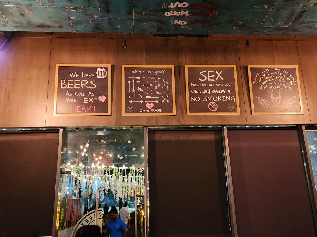 Apache High Street menu