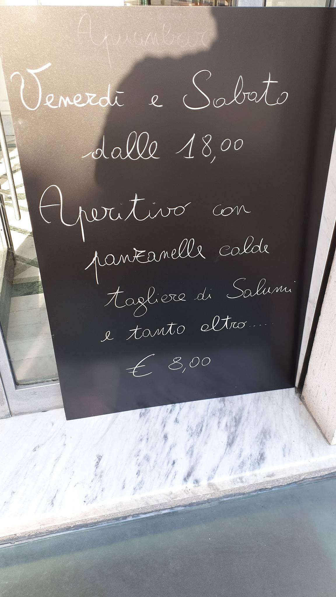 Menu di Apuan Bar 