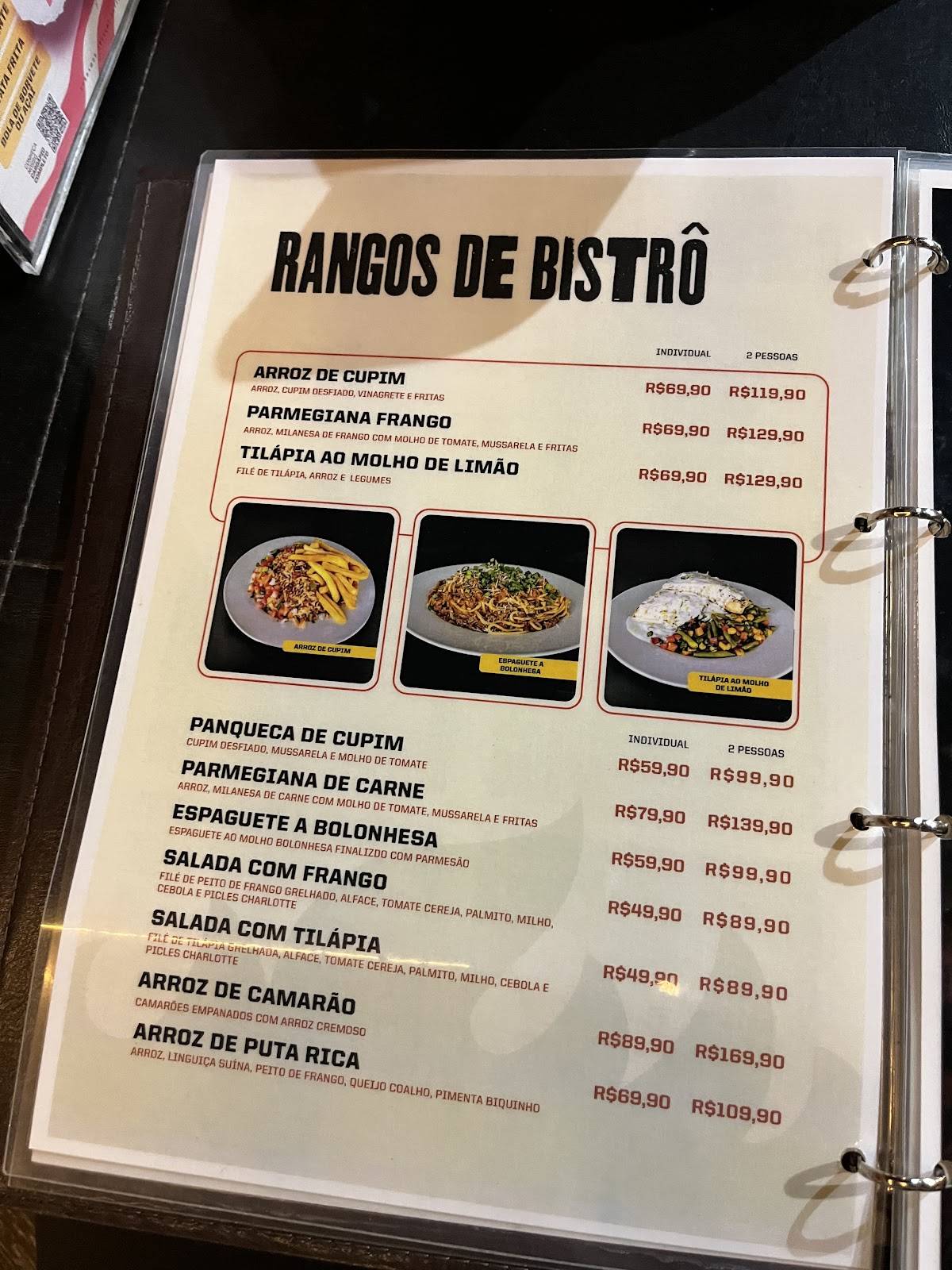 Charlotte Espeto e Burger cardápio