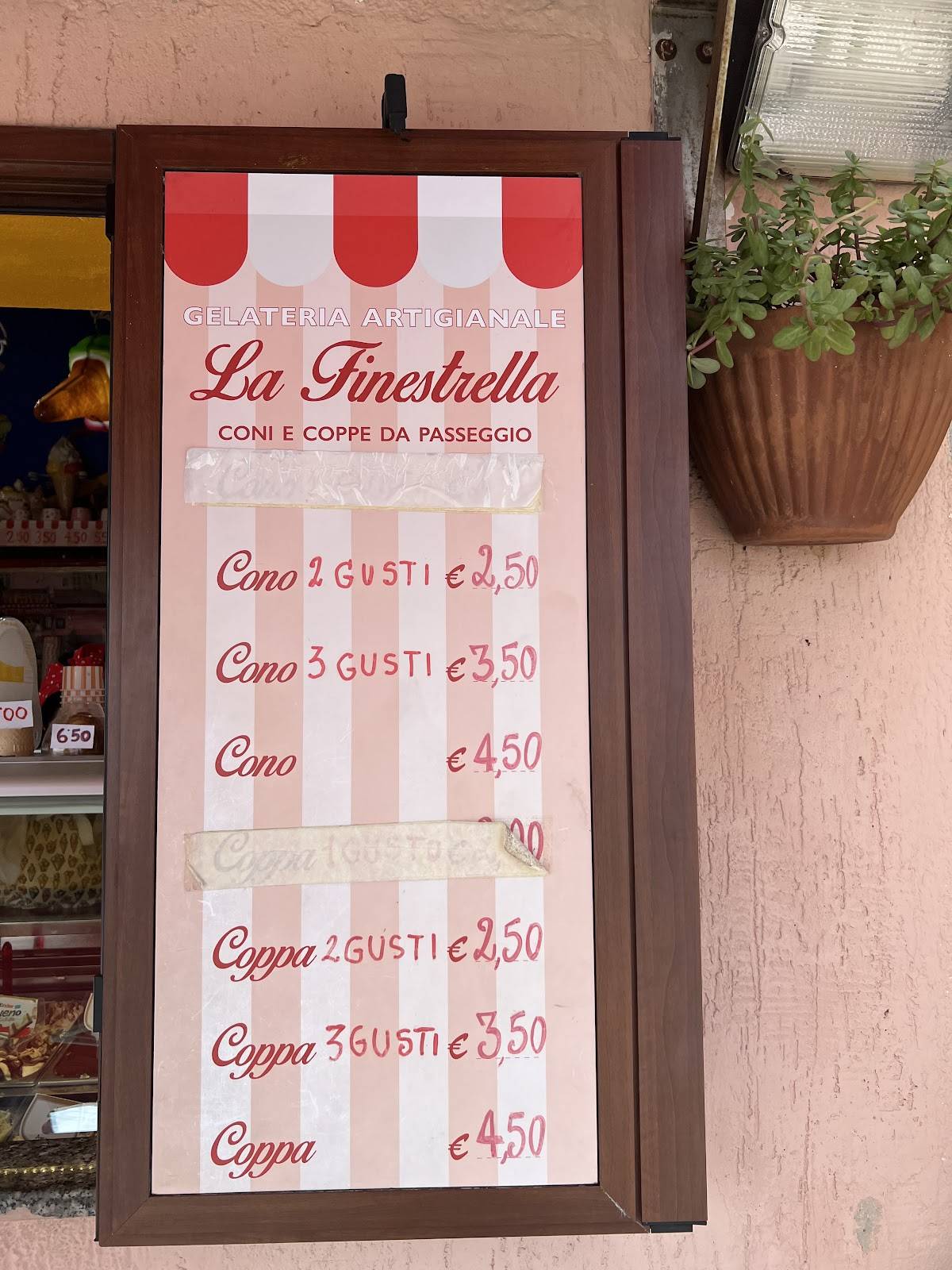 Menu di Gelateria La Finestrella 