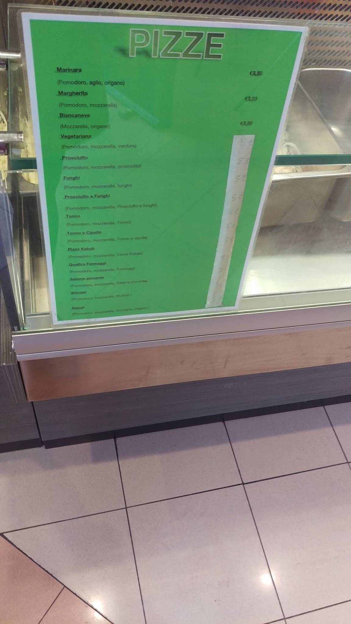 Menu di Happy Day Döner kebab 