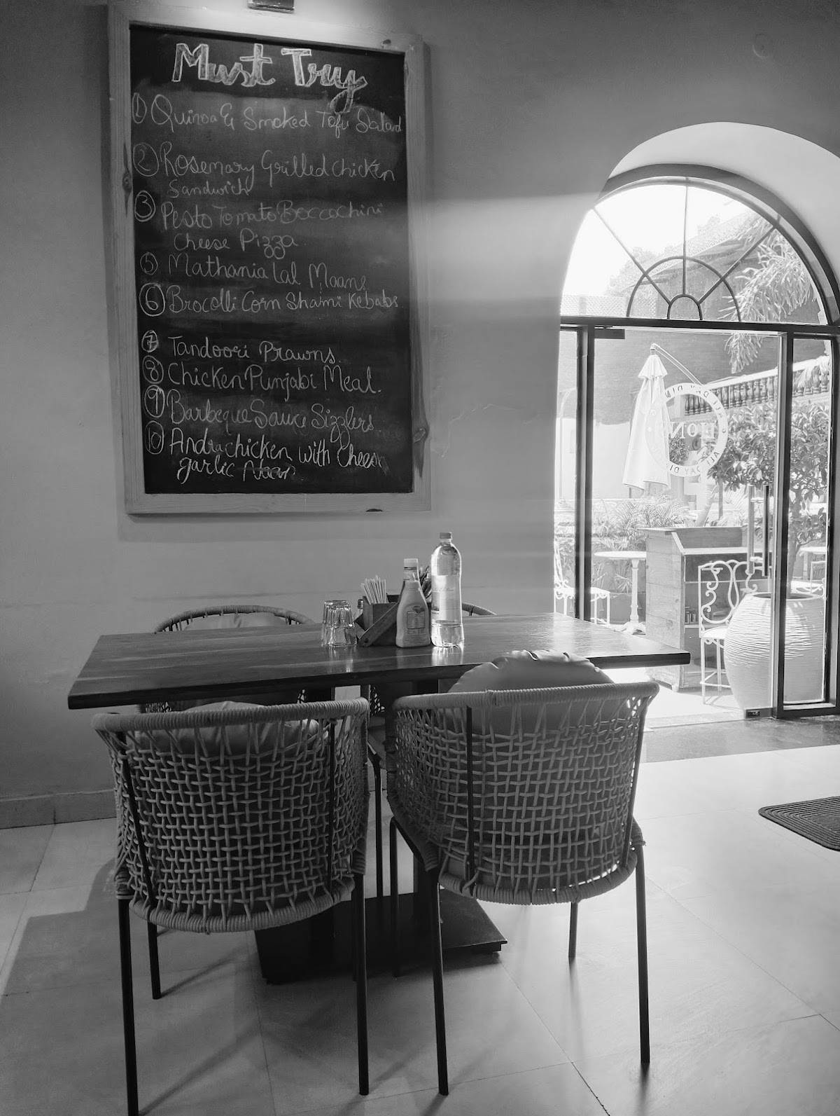 Hons - All day Dining menu