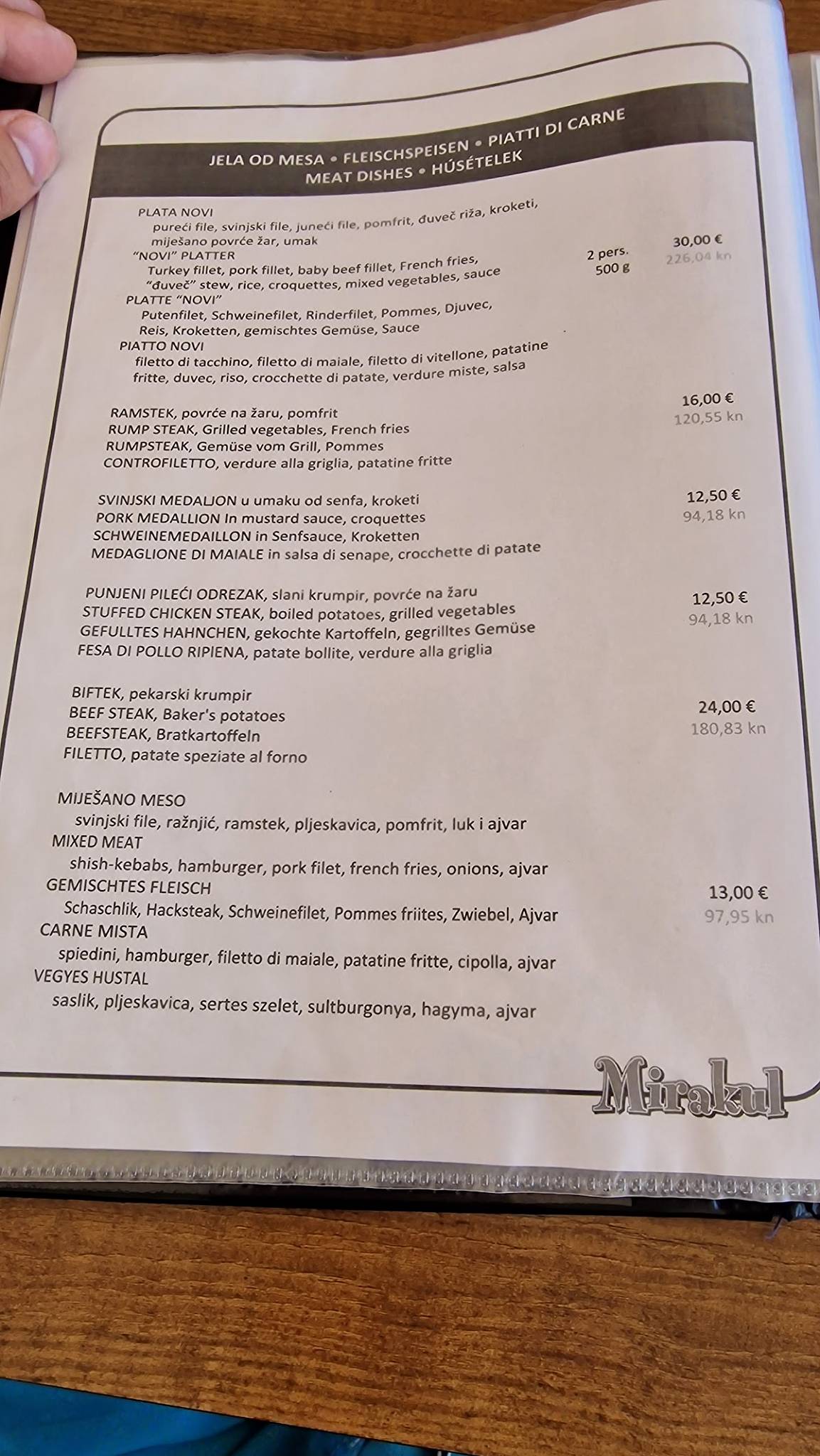 Menu di Restoran "Mirakul" 