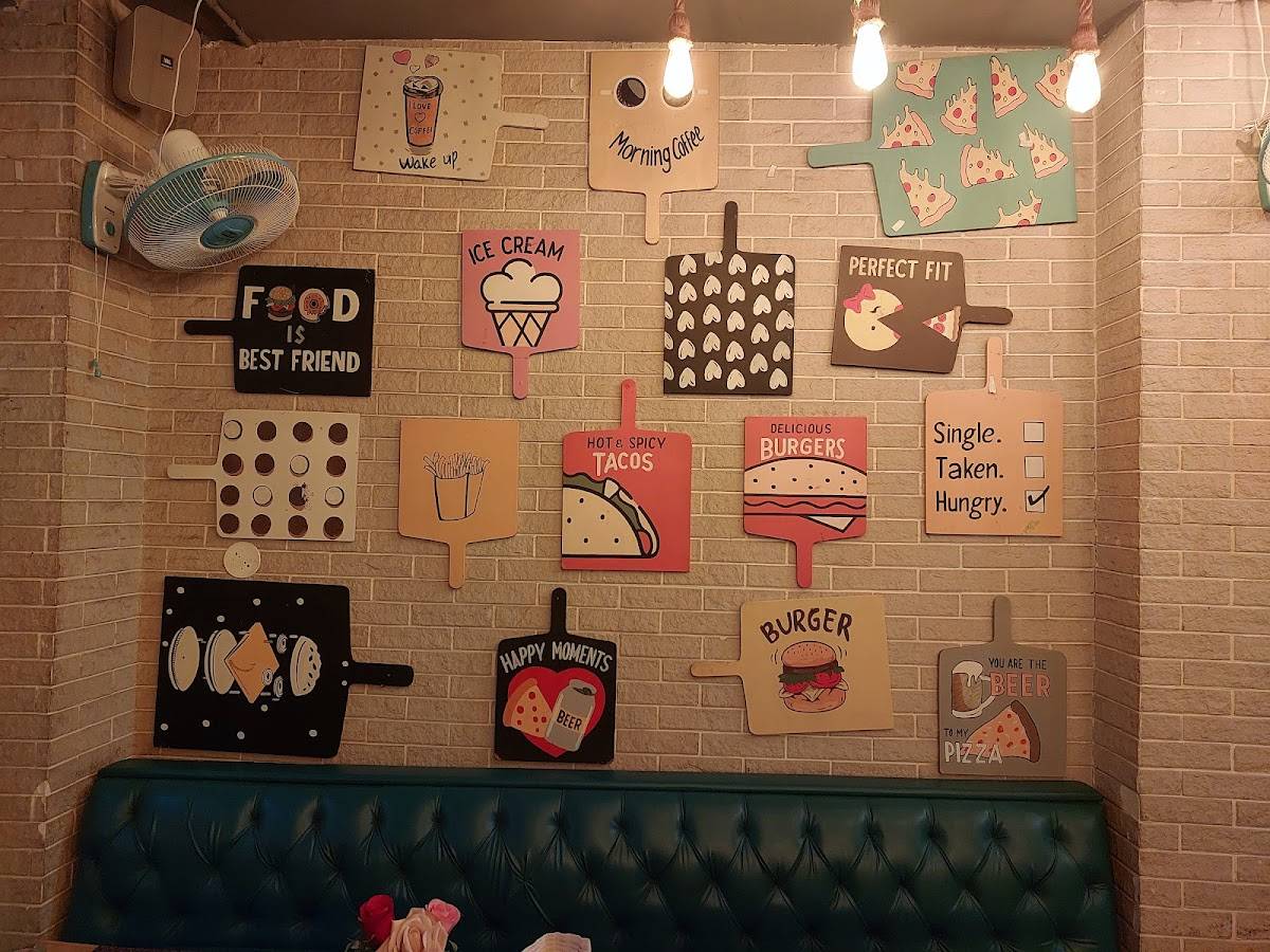 Super Max Bakers menu