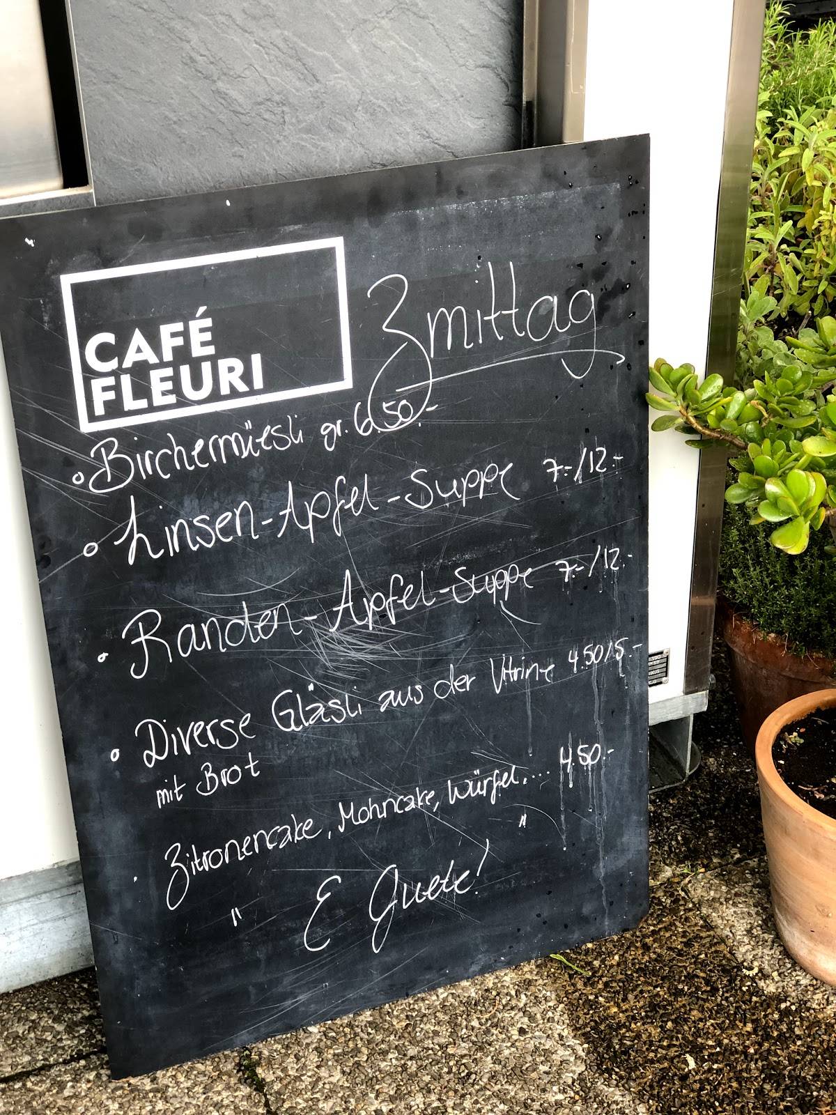 Menu di Cafébar Fleuri 