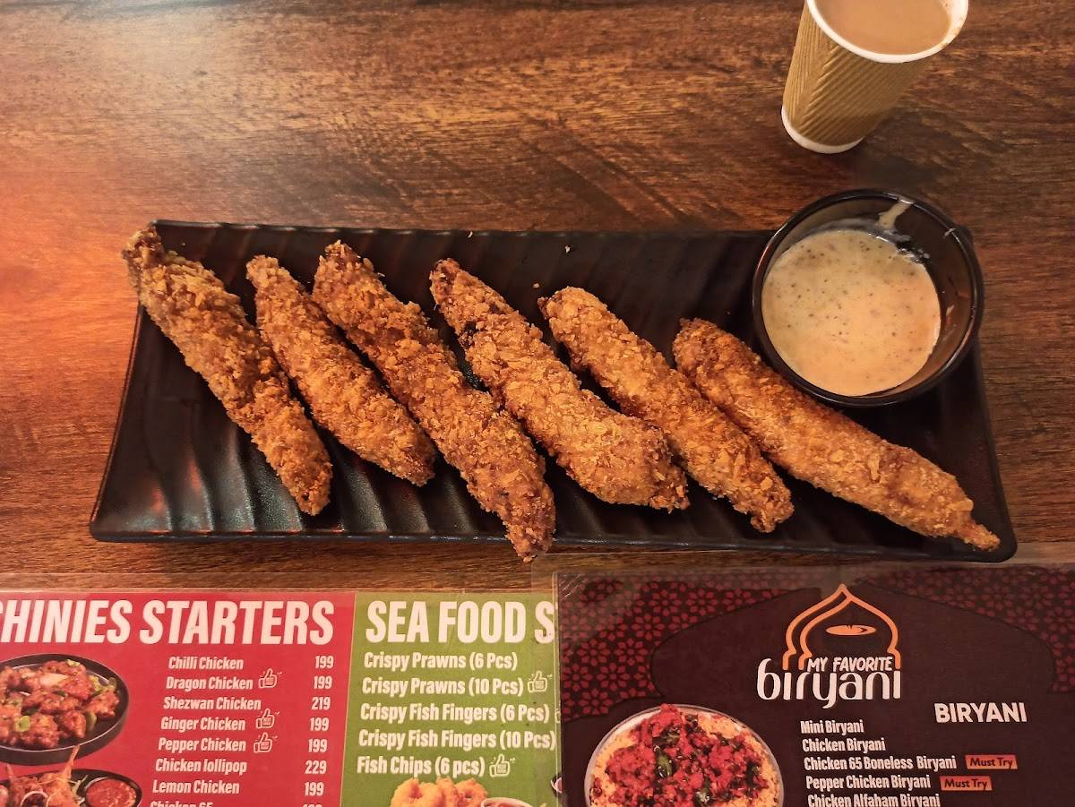 De Famous Cafe menu