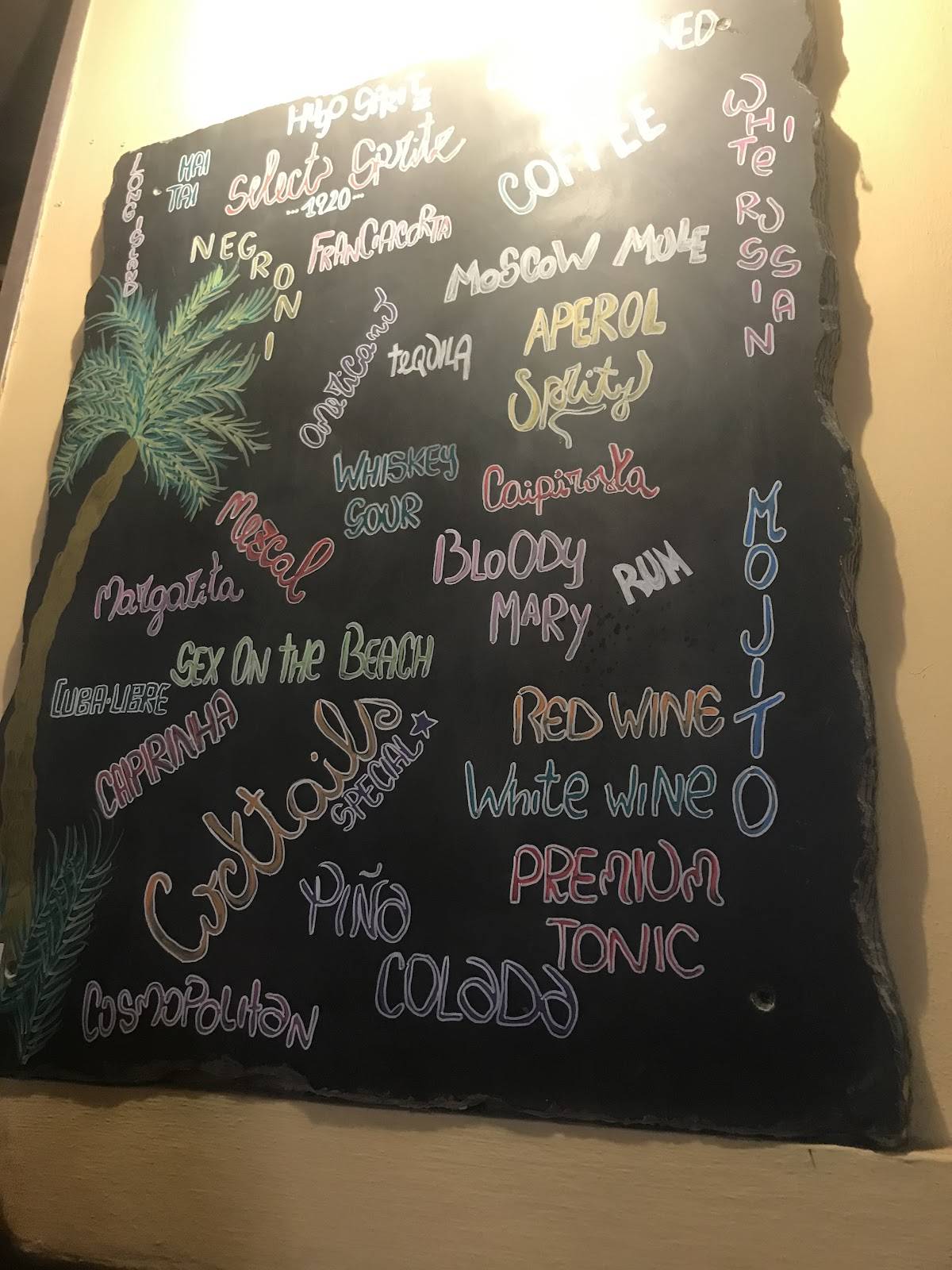 Menu di El Pinpa Cocktail Lounge Bar 