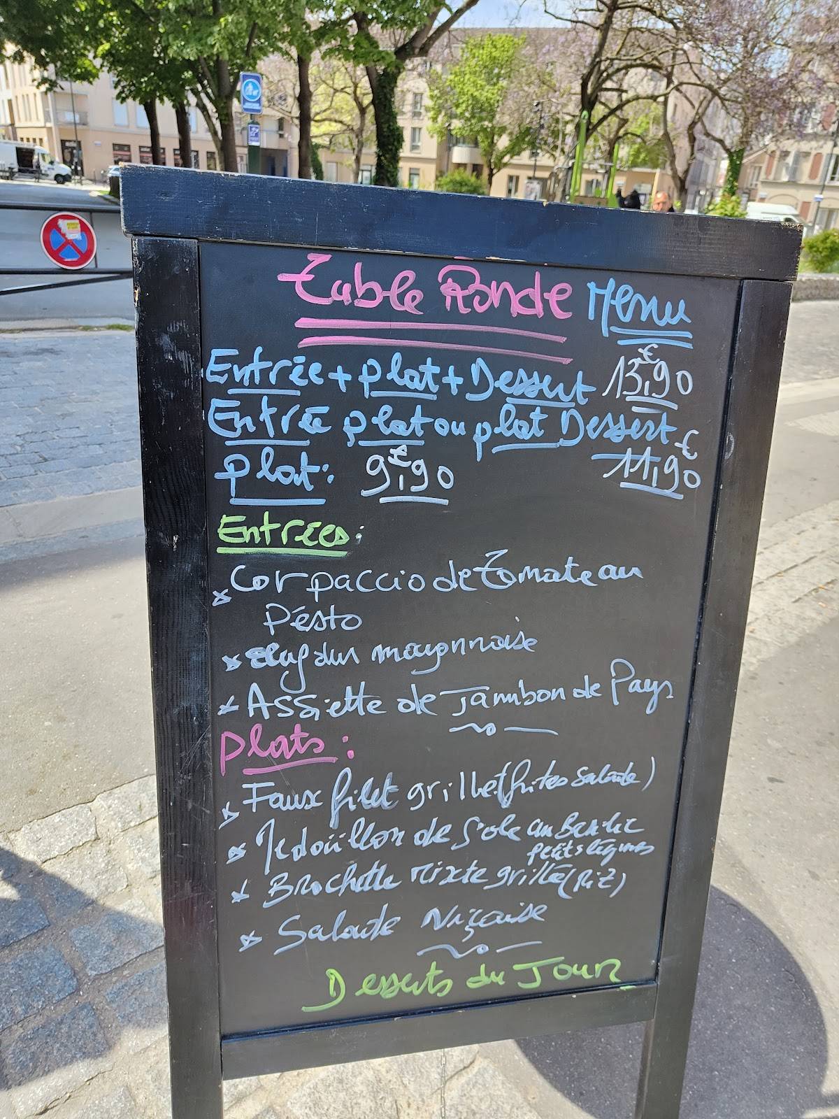 Menu de LA TABLE RONDE - Restaurant et Hotel