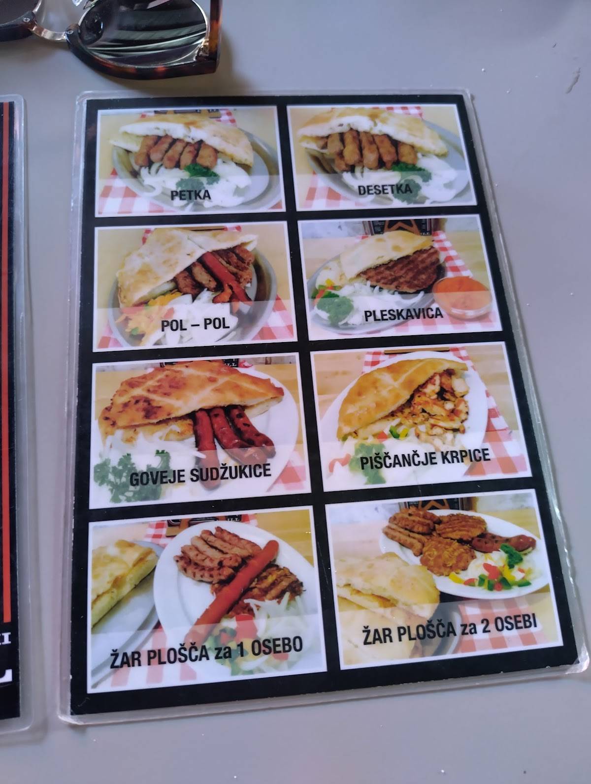 Menu de Das Ist Walter