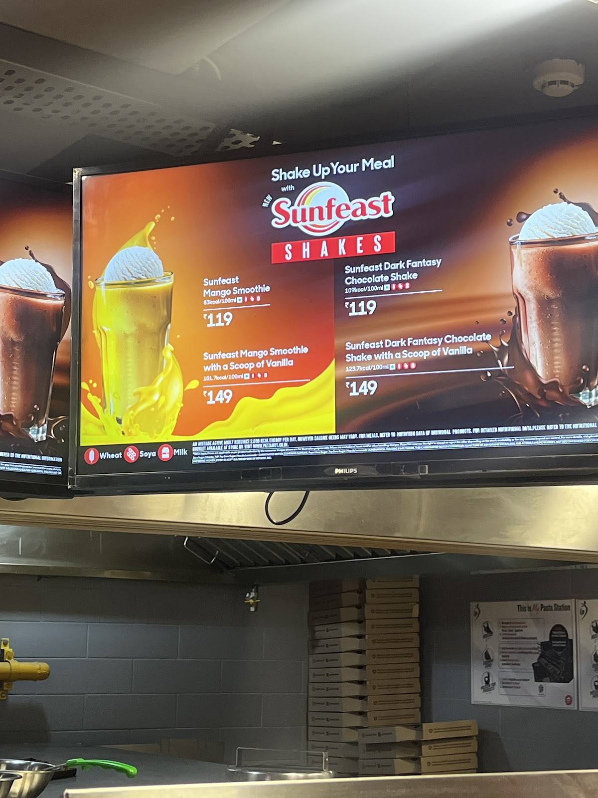 Pizza Hut Naval Nagar, Rajkot menu