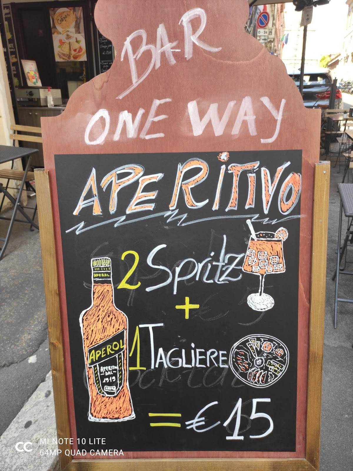 Menu di One Way Bar 
