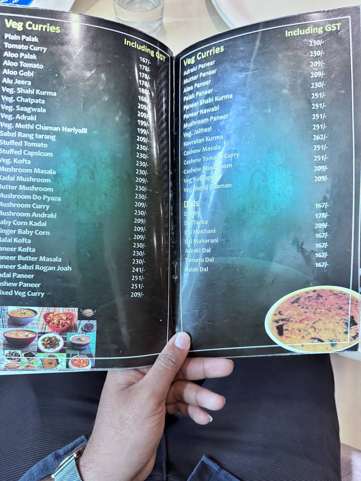 Hotel Muntaj menu