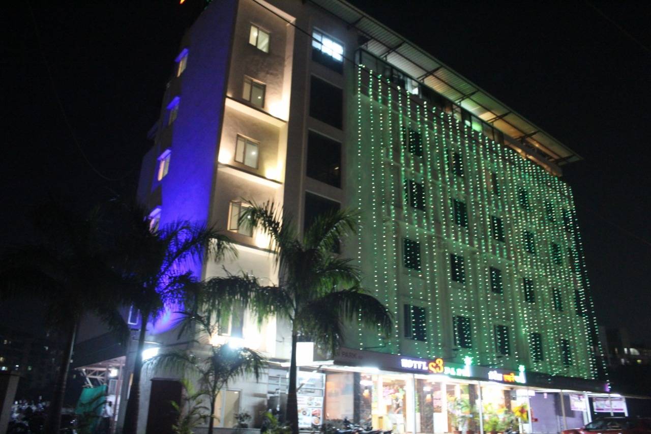 Hotel S3 Park menu