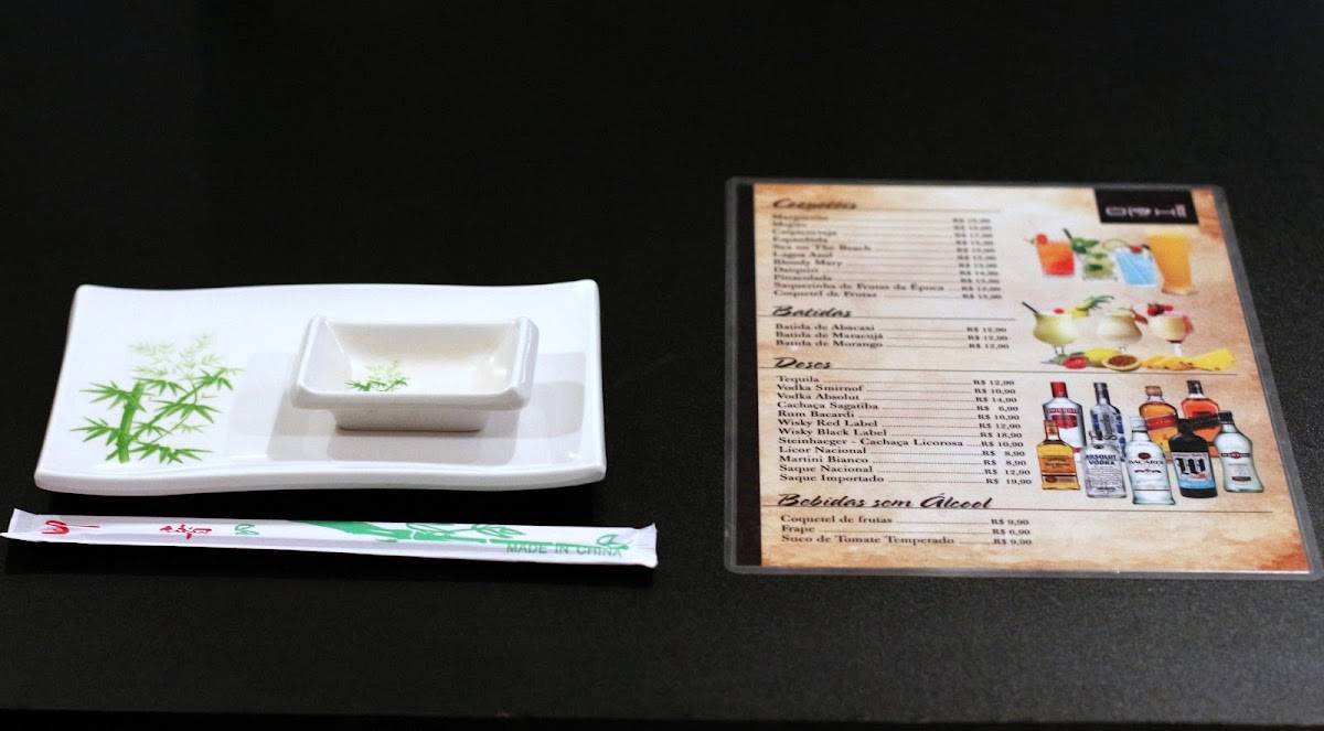 Oishi Sushi Bar & Restaurante cardápio
