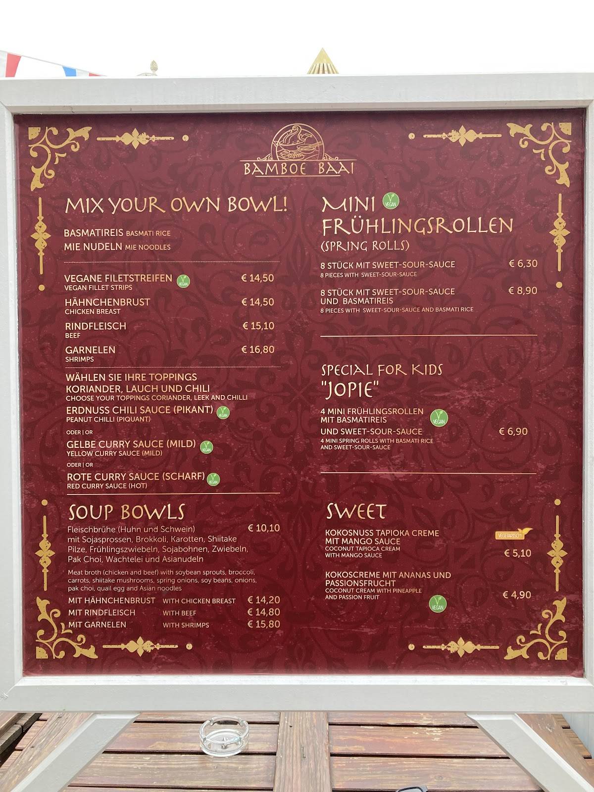 Menu de Bamboe Baai