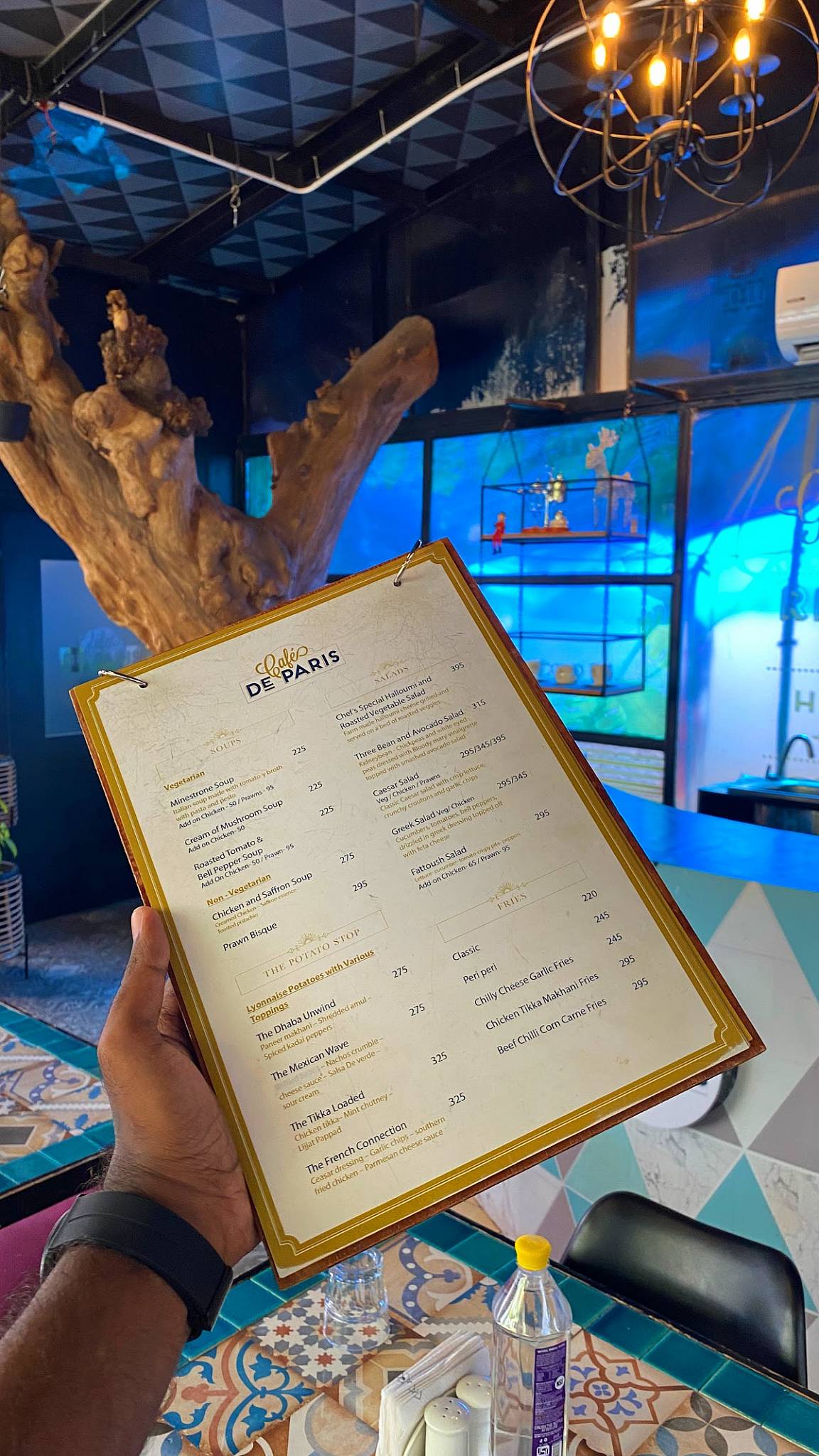 Cafe de Paris menu