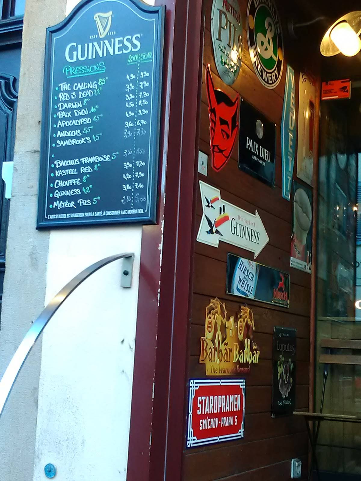 Menu au Les 3 Singes Colmar pub et bar, Colmar