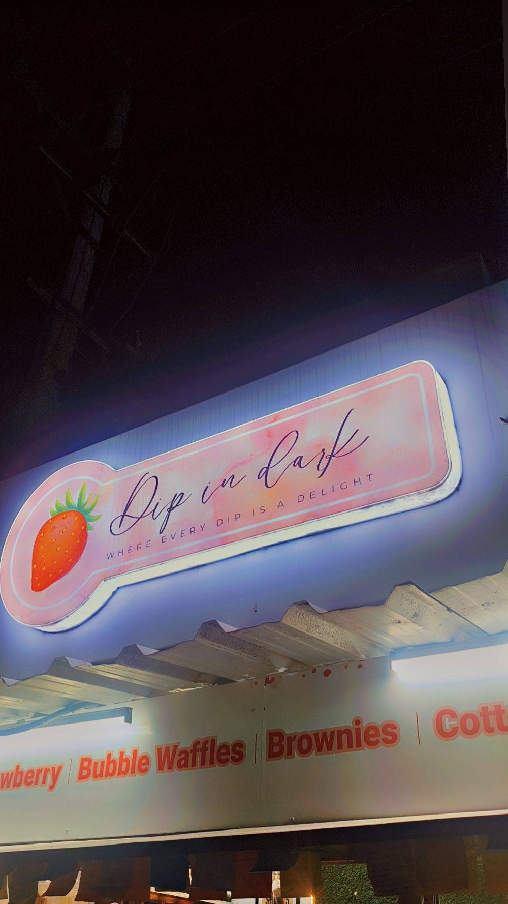 Dip in dark menu