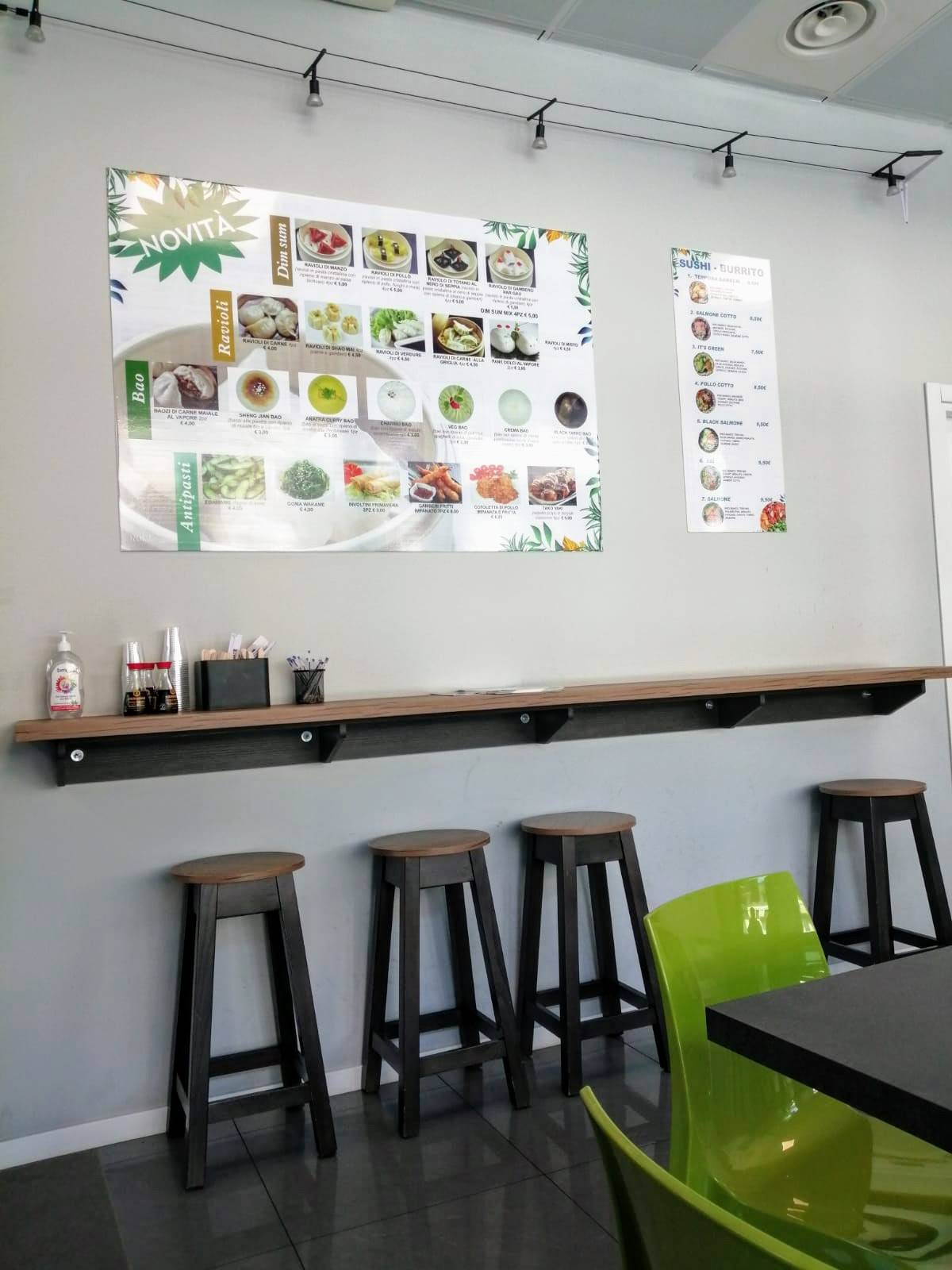 Menu di Fresh Poke & Dimsum 