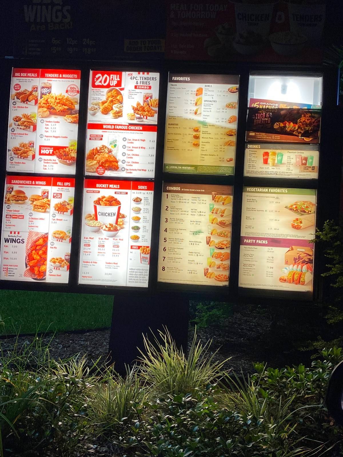 Menu at KFC fast food, Baton Rouge, Airline Hwy