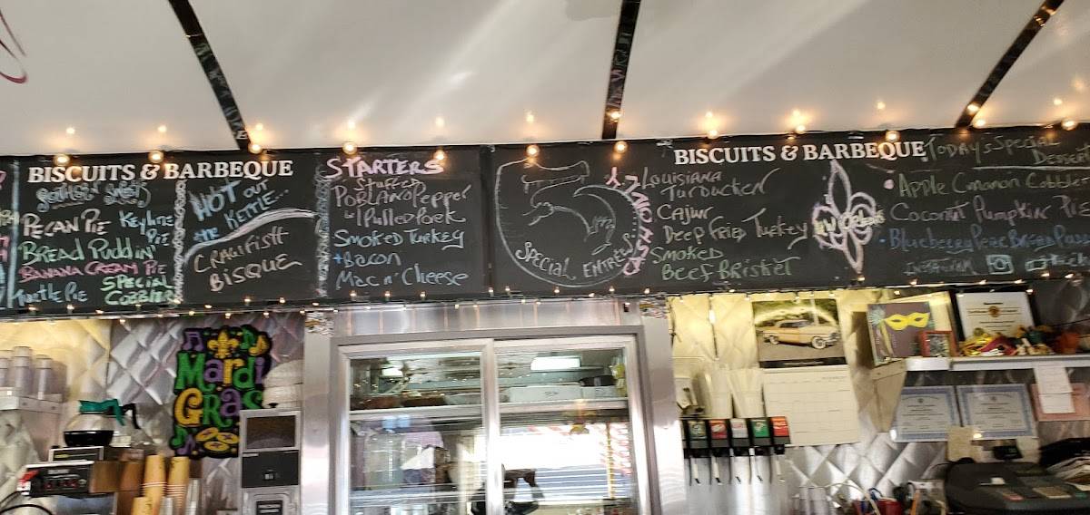 Menu at Biscuits & Barbeque, Mineola