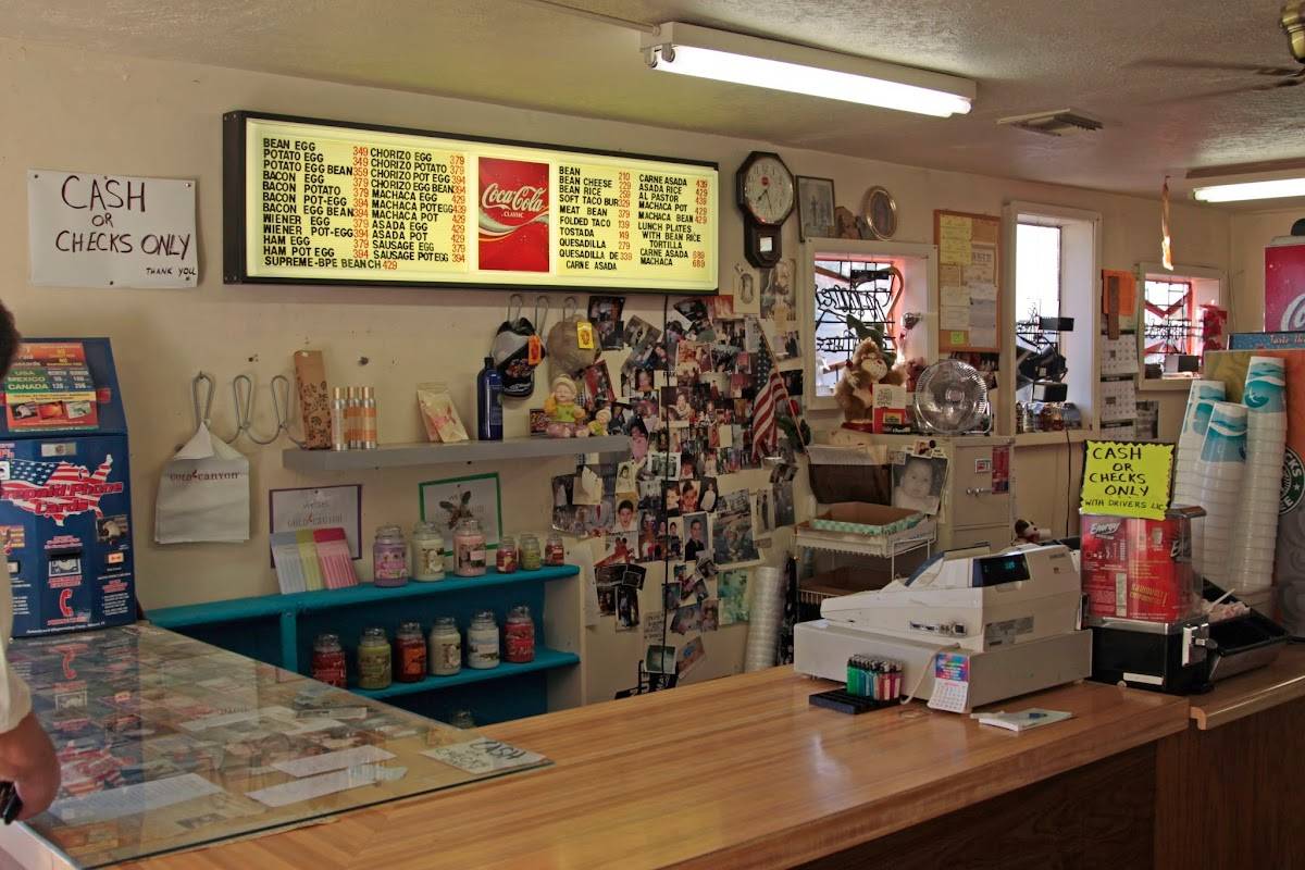 Menu at Stan's Grocery restaurant, Yuma, S 1st Ave