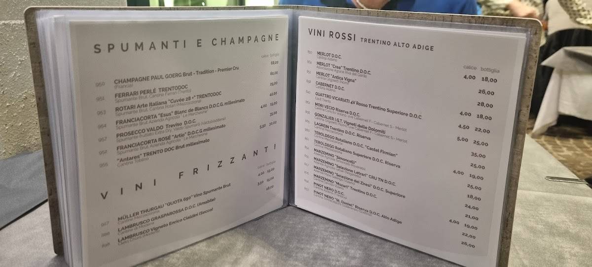 Menu di Ristorante Pizzeria Al Porto/Centrale 