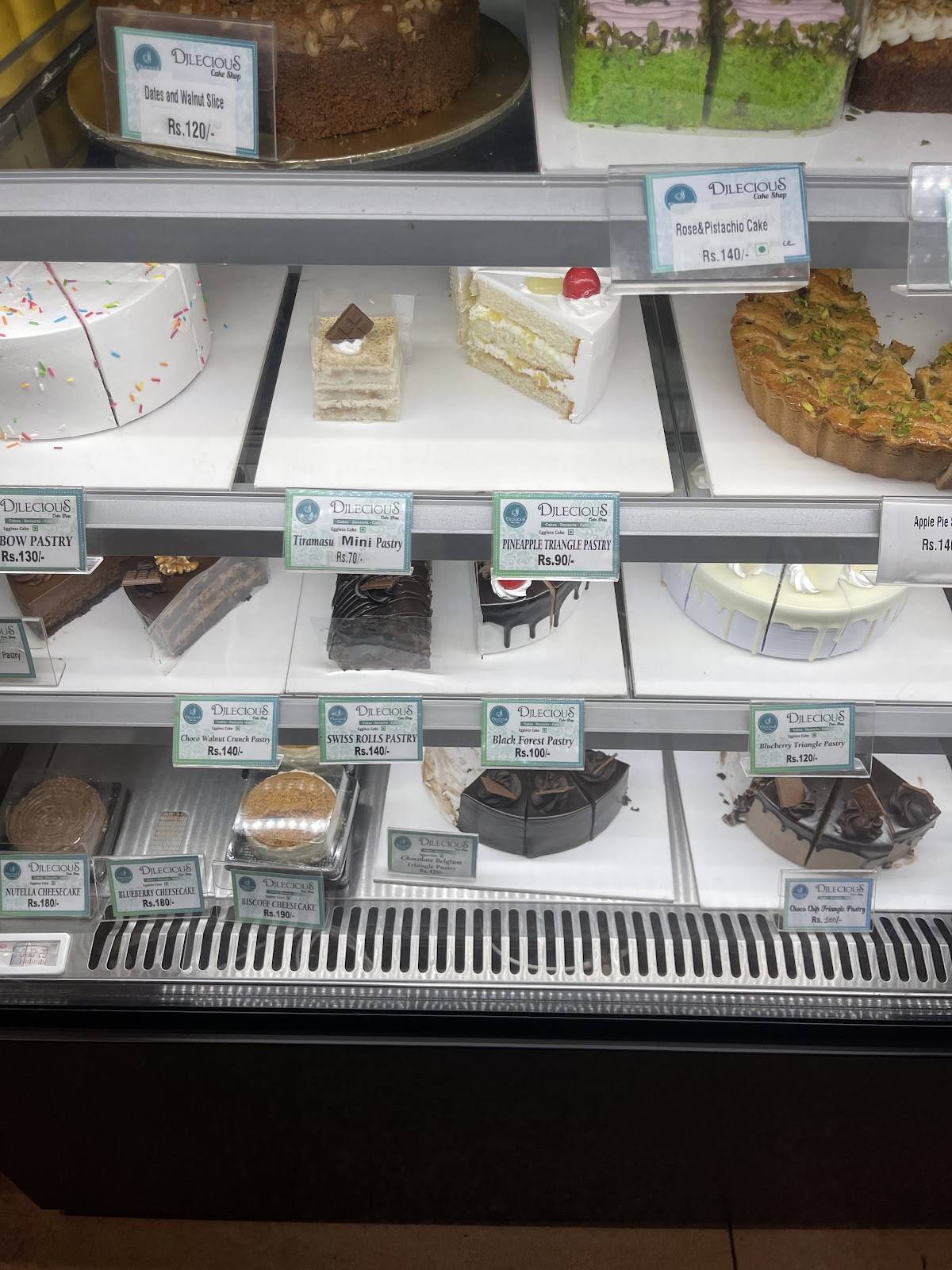 DJlecious Cake Shop menu