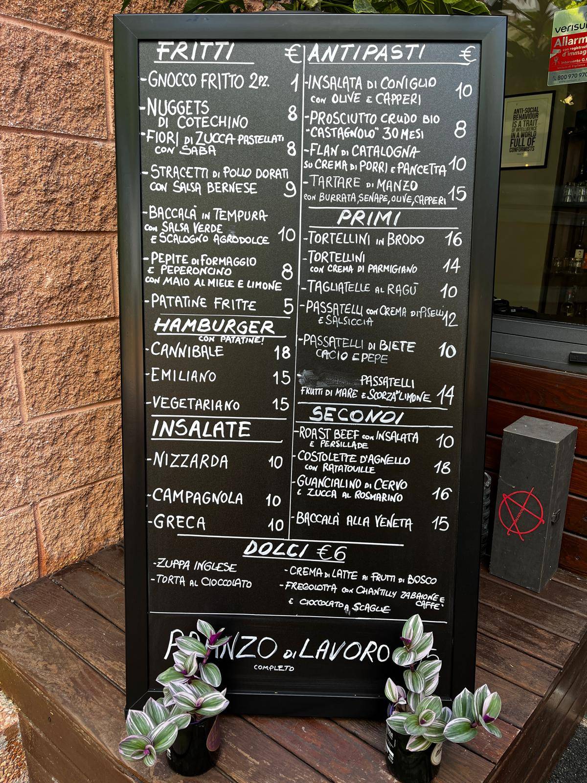 Menu di Enoteca & Birreria Il Luppolo e l'uva