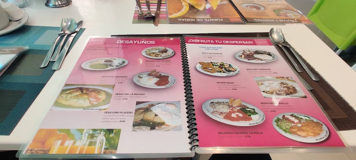Carta del restaurante GOLDEN COIN, Heroica Puebla del Zaragoza