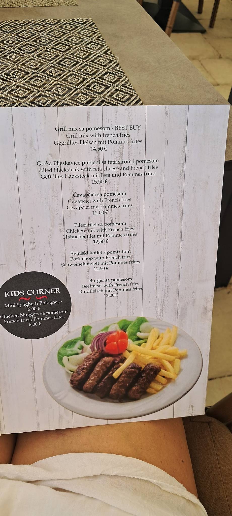 Menu di Aria Restaurant & Bar 