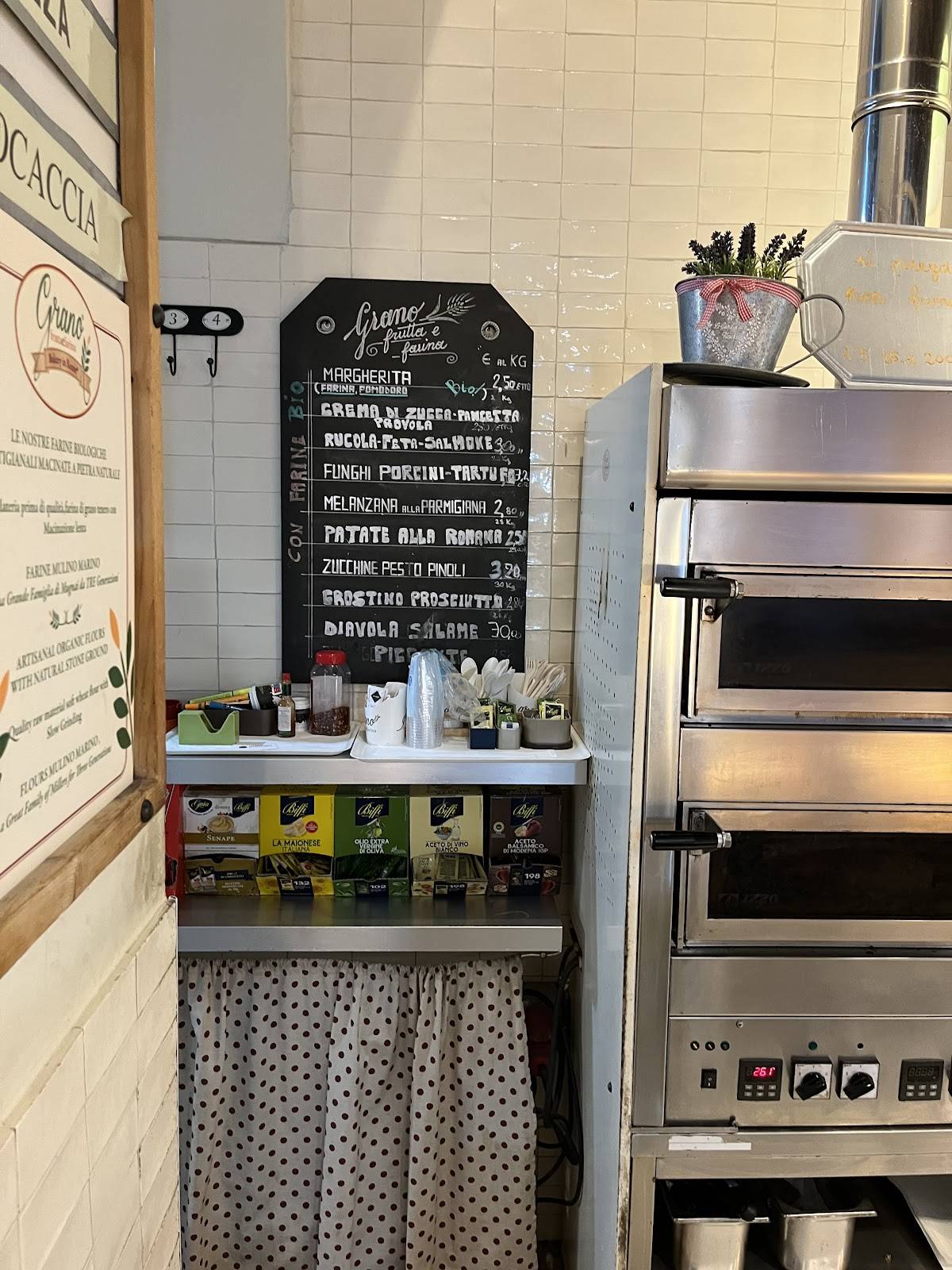 Menu di Grano, Frutta e Farina Bistrot 