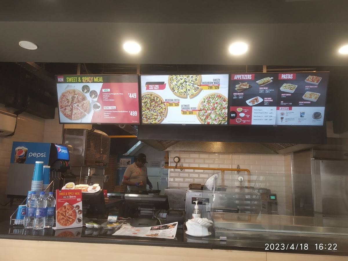 Pizza Hut Kottaramattom, Pala menu