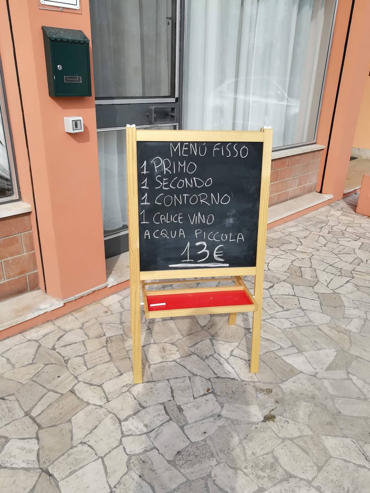 pizzeria trattoria lo scugnizzo partenopeo