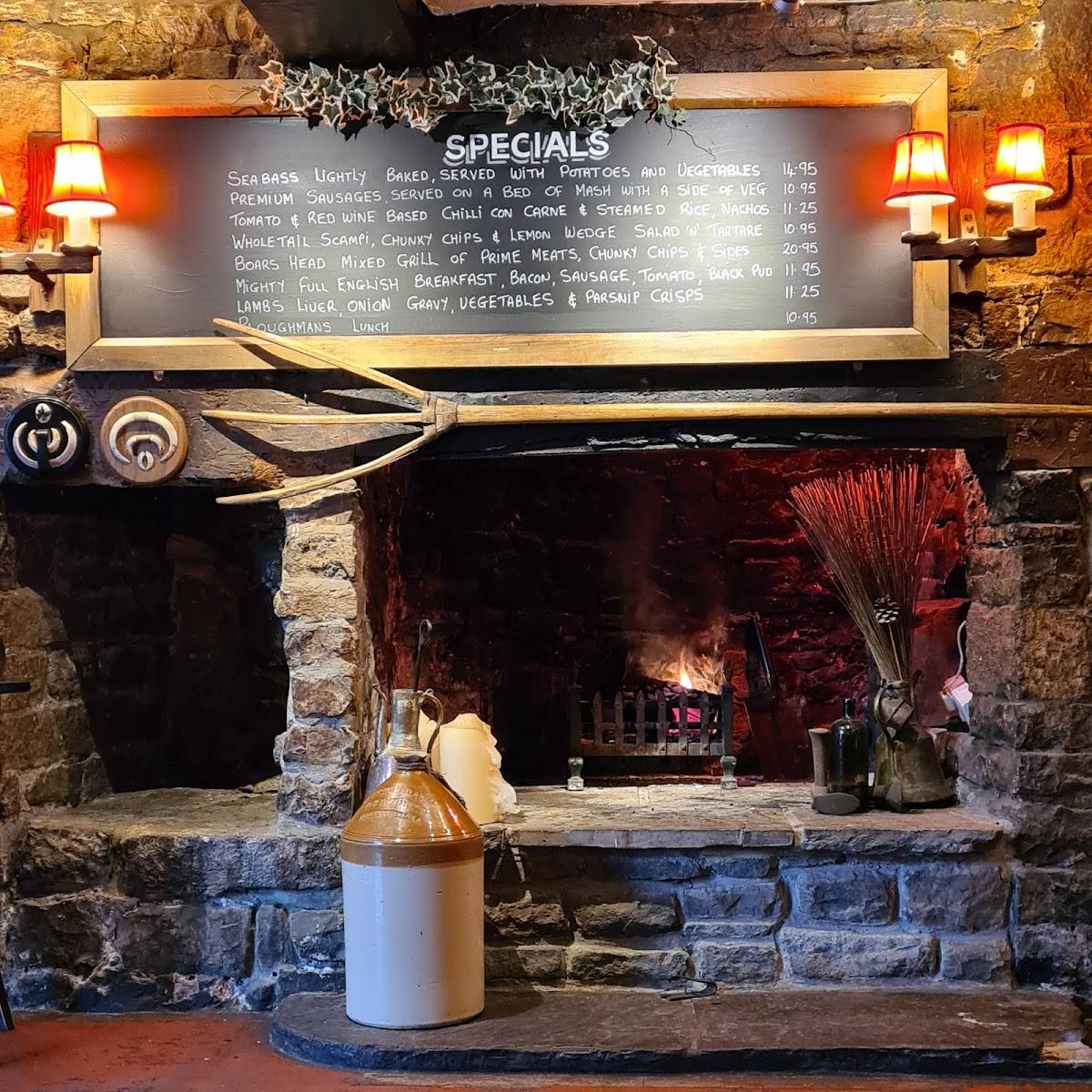 Menu at Boar's Head, Aust pub & bar, Bristol, Main Road