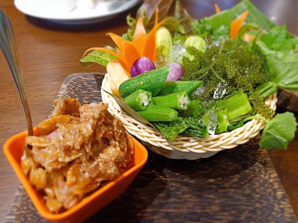 Menu at Kin Dee restaurant, Mai Khao
