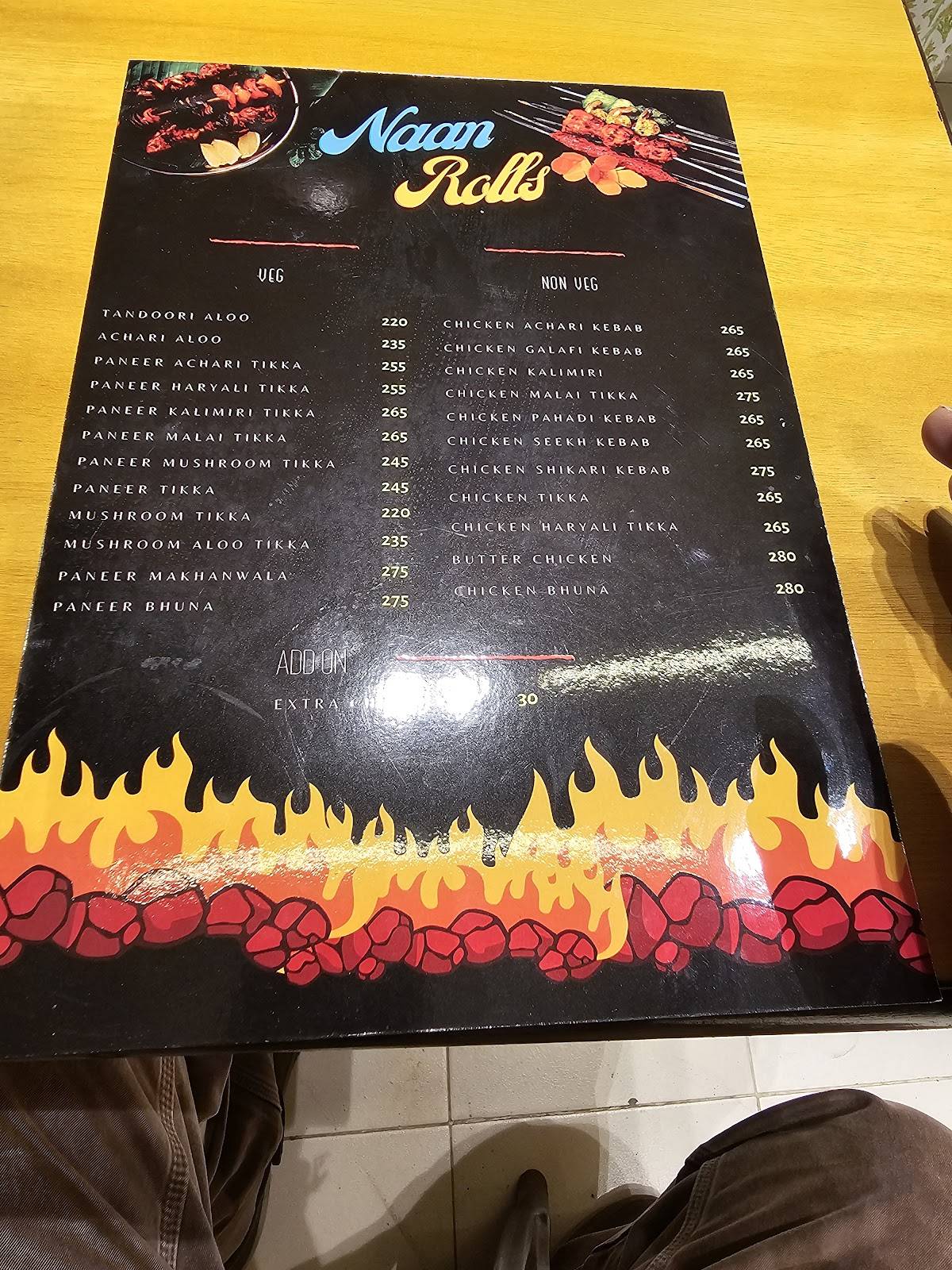 Street 528 menu