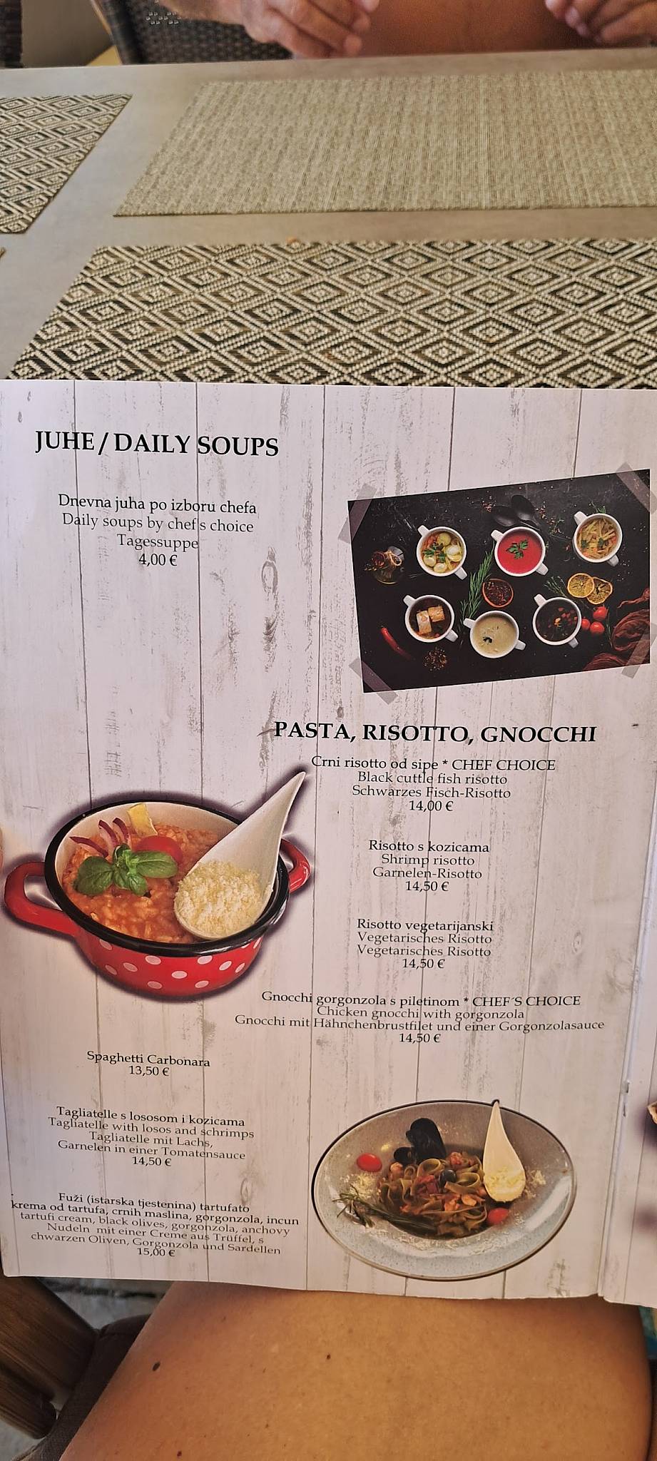 Menu di Aria Restaurant & Bar 