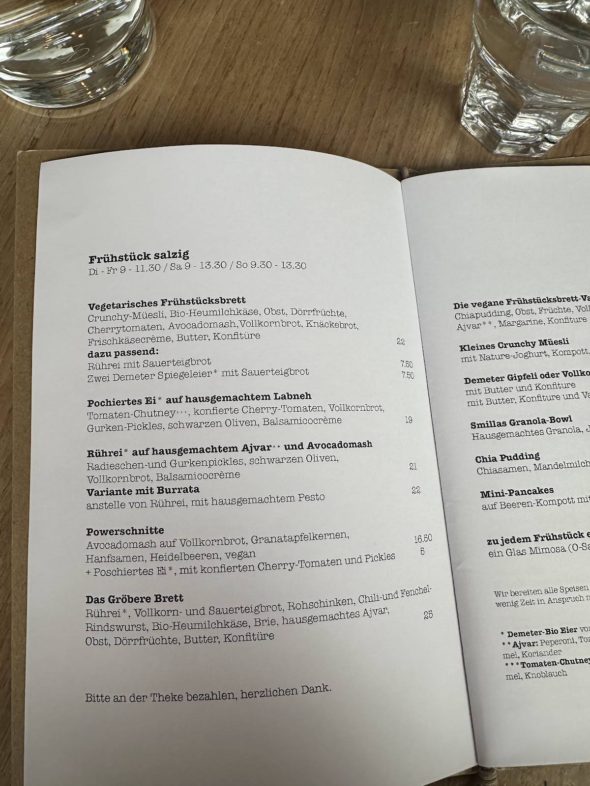 Menu di Smilla Café 