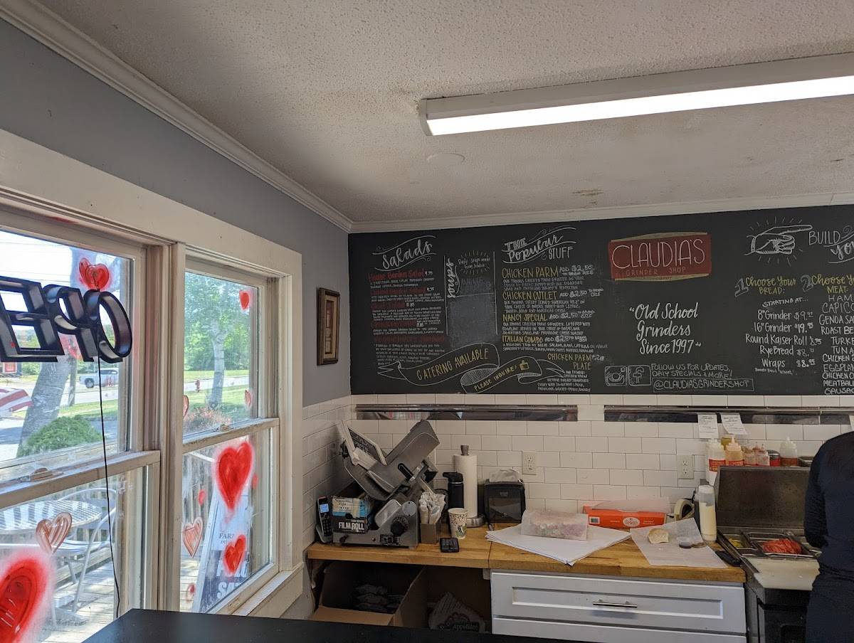 Menu at Claudia's Grinder Shop restaurant, Farmington