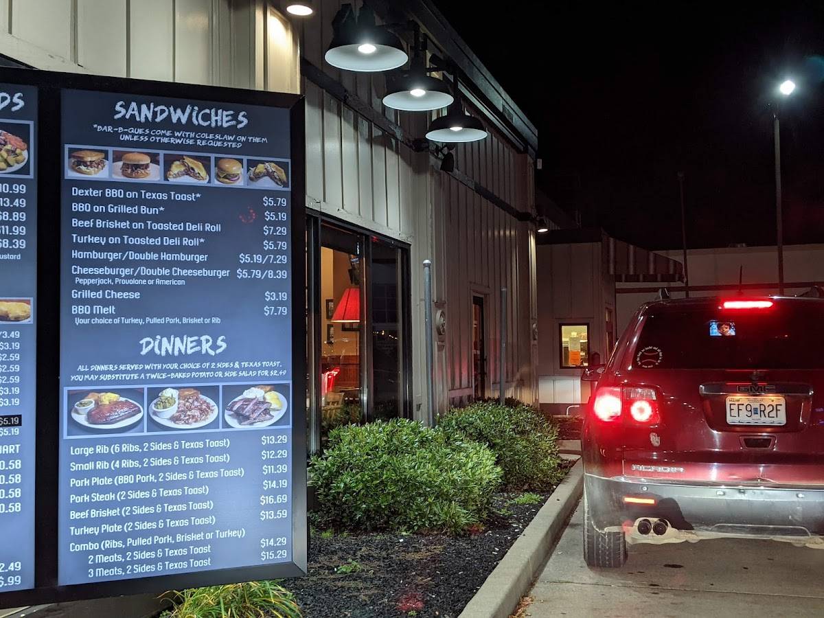 Menu at Dexter BarBQue, Poplar Bluff