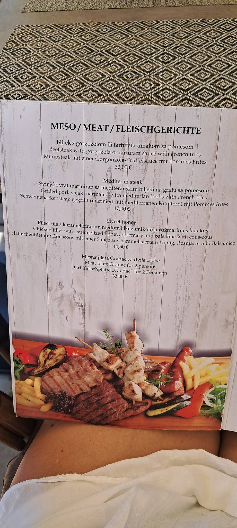 Menu di Aria Restaurant & Bar 