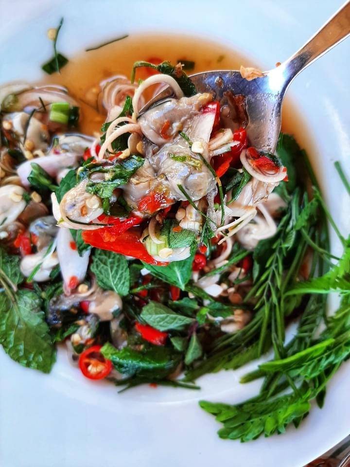 Menu at Kin Dee restaurant, Mai Khao