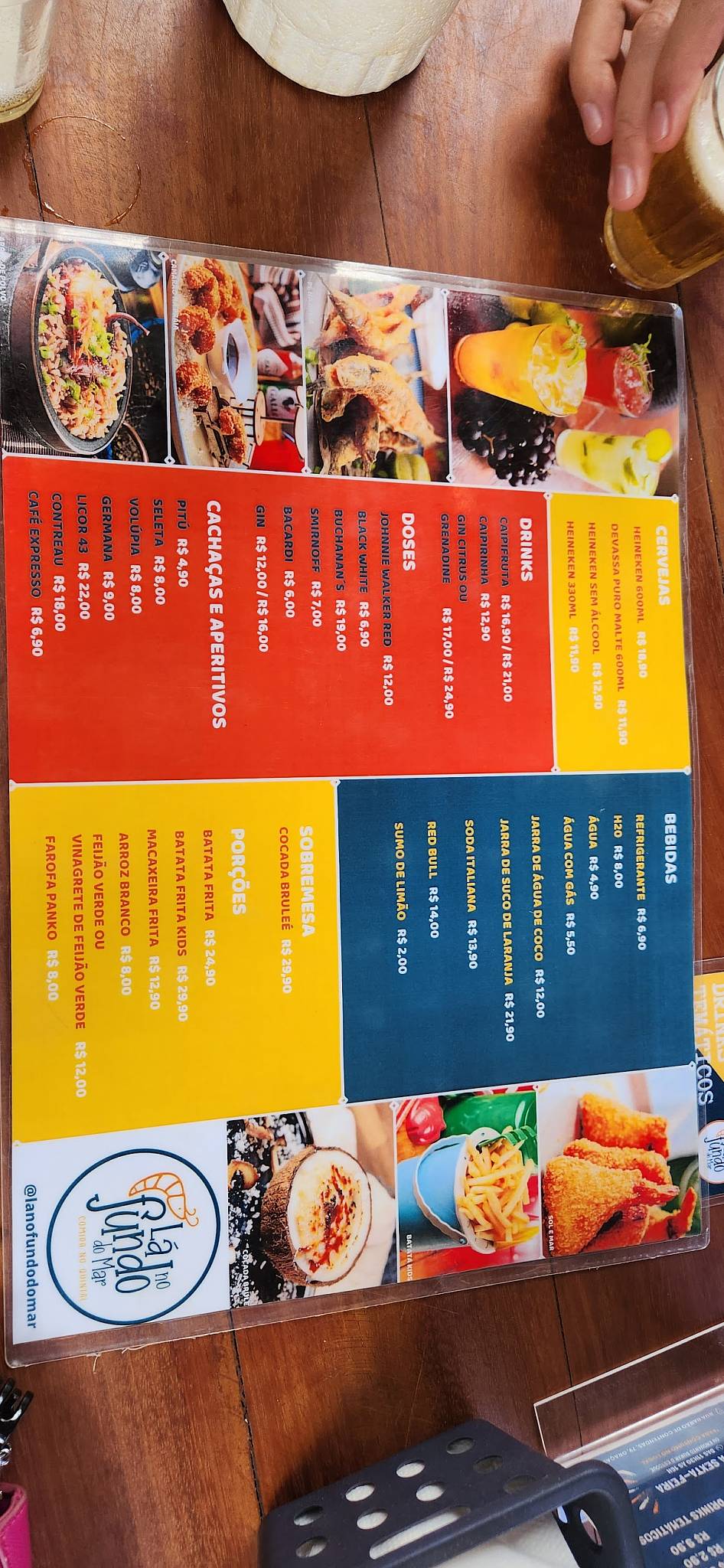 Lá no Fundo do Mar cardápio