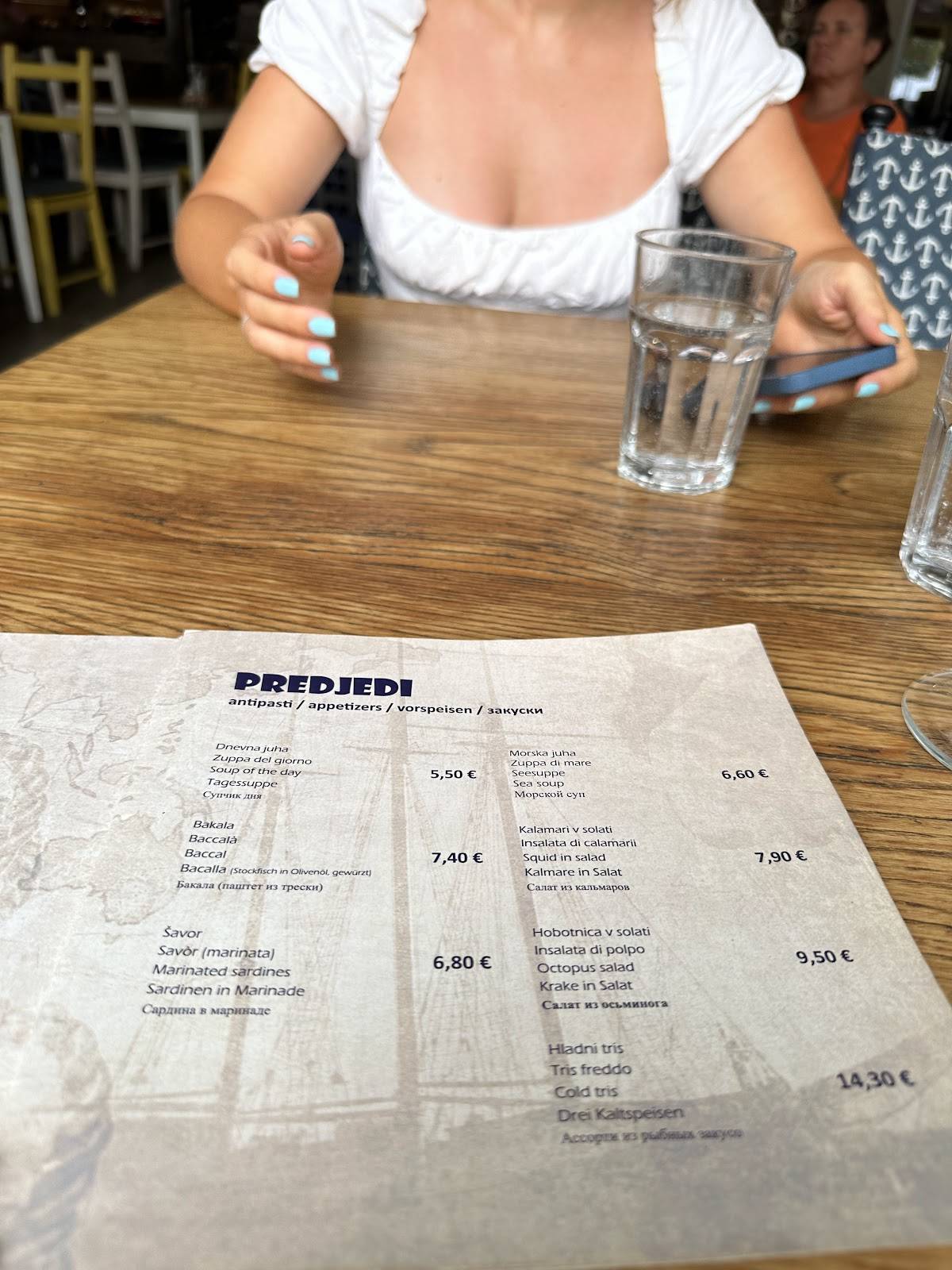 Menu di Mornarček, ribja kantina - fish house 