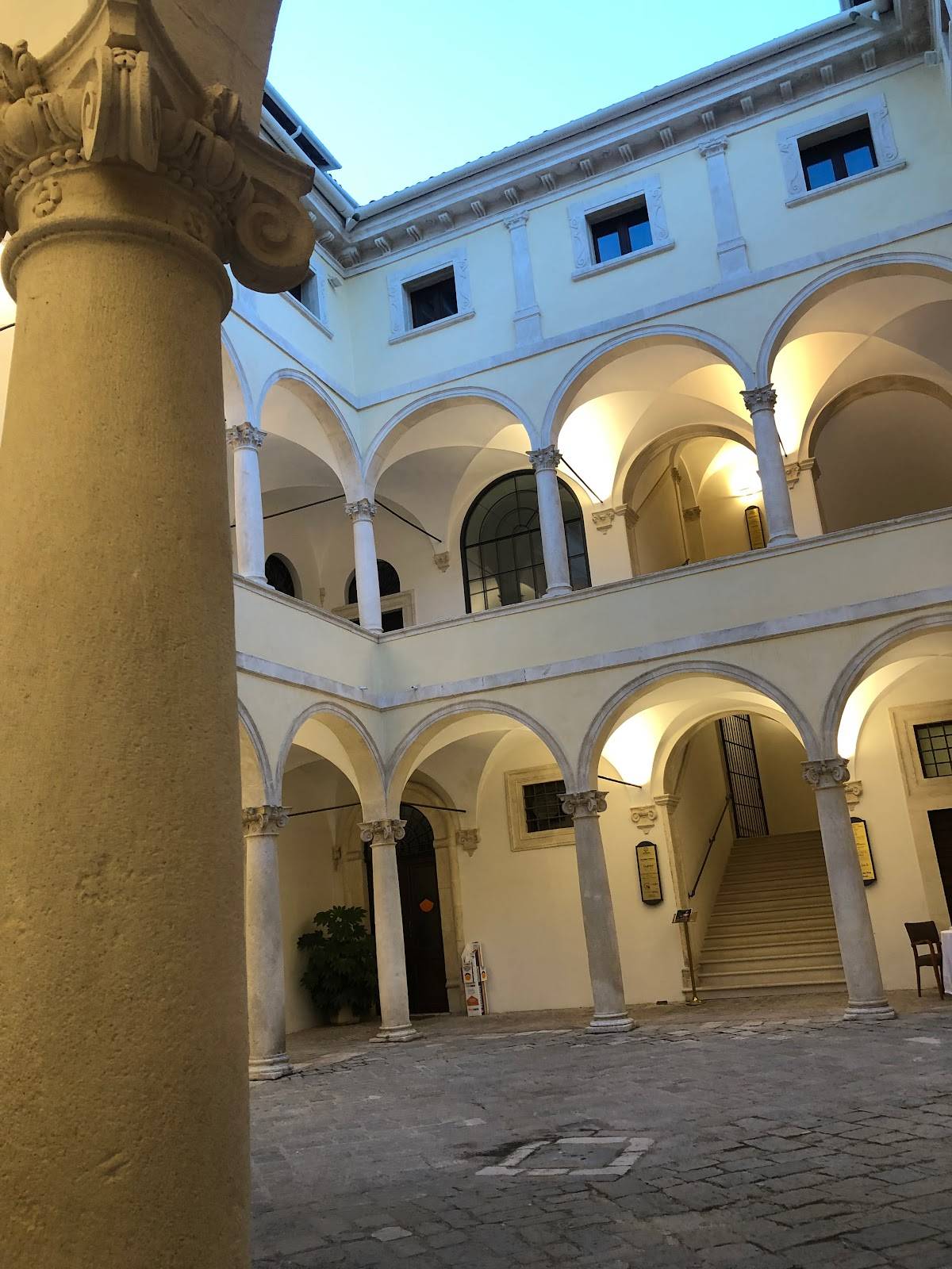 Menu di Ristorante Elodia 